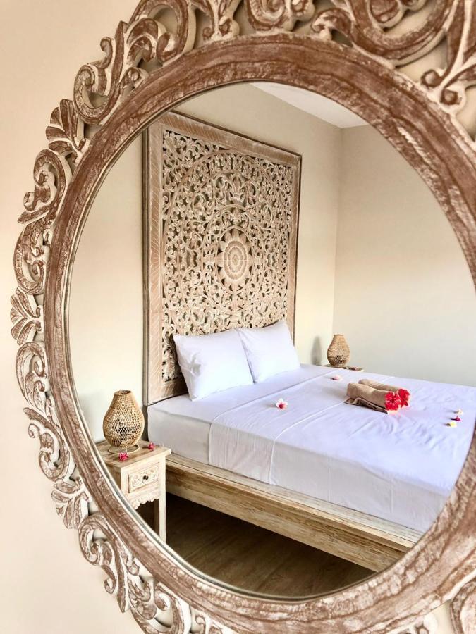 Hotel United Colors Of Bali Canggu Esterno foto