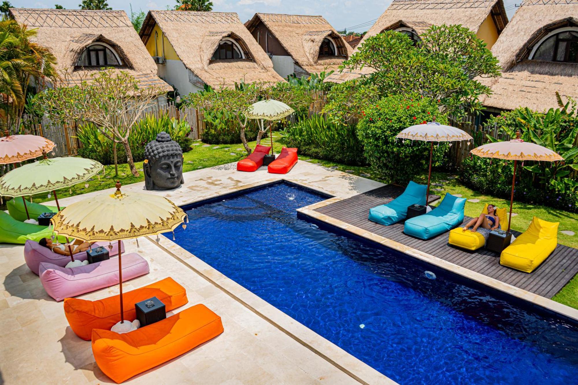 Hotel United Colors Of Bali Canggu Esterno foto