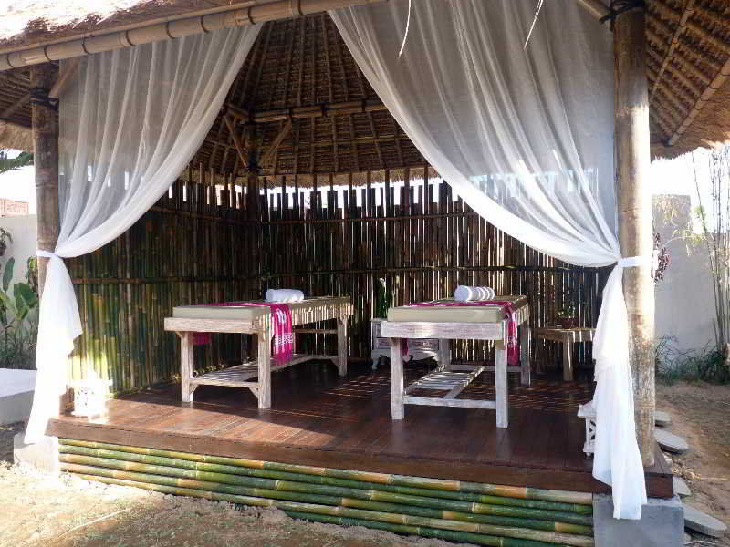 Hotel United Colors Of Bali Canggu Esterno foto