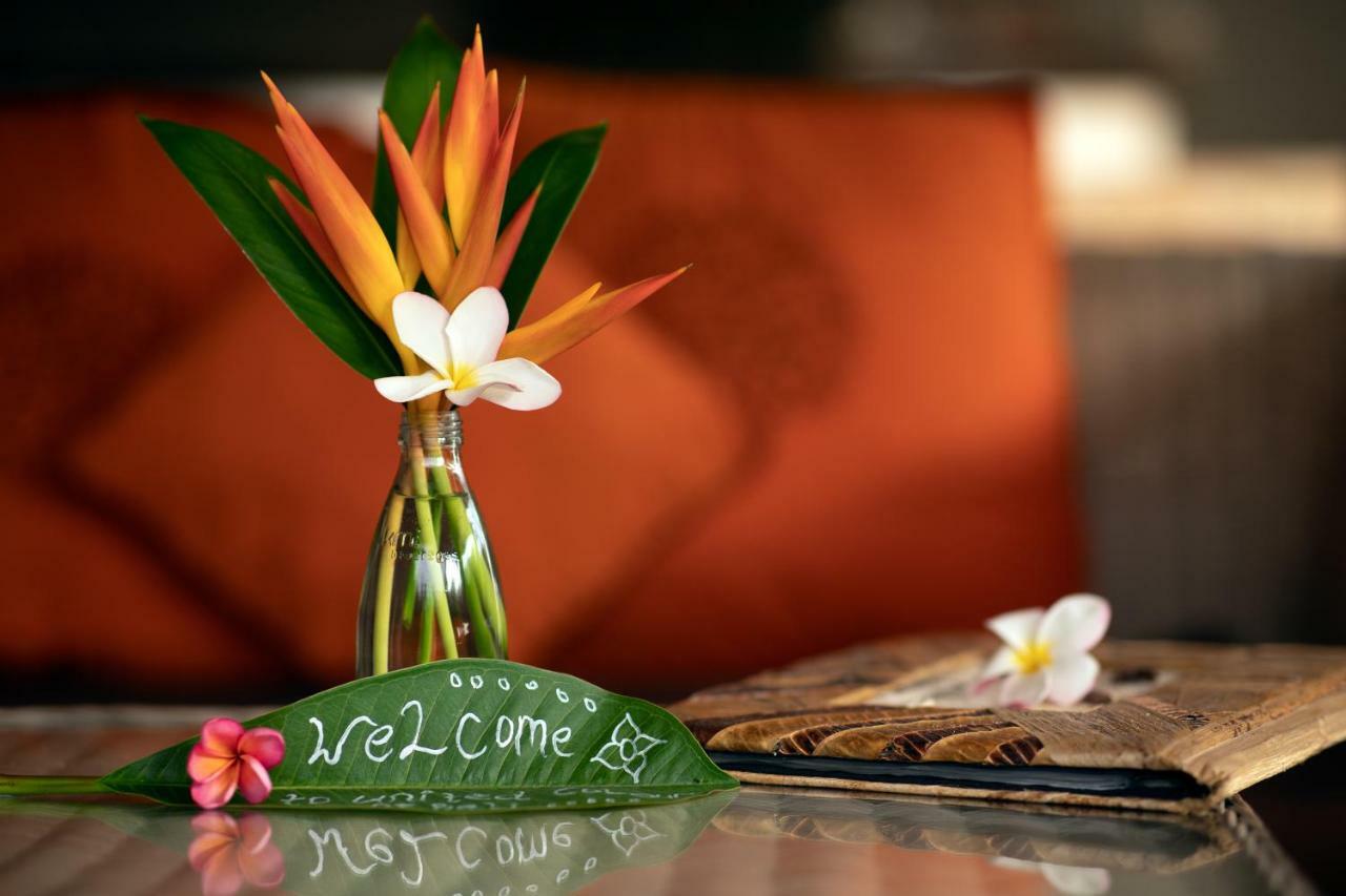 Hotel United Colors Of Bali Canggu Esterno foto