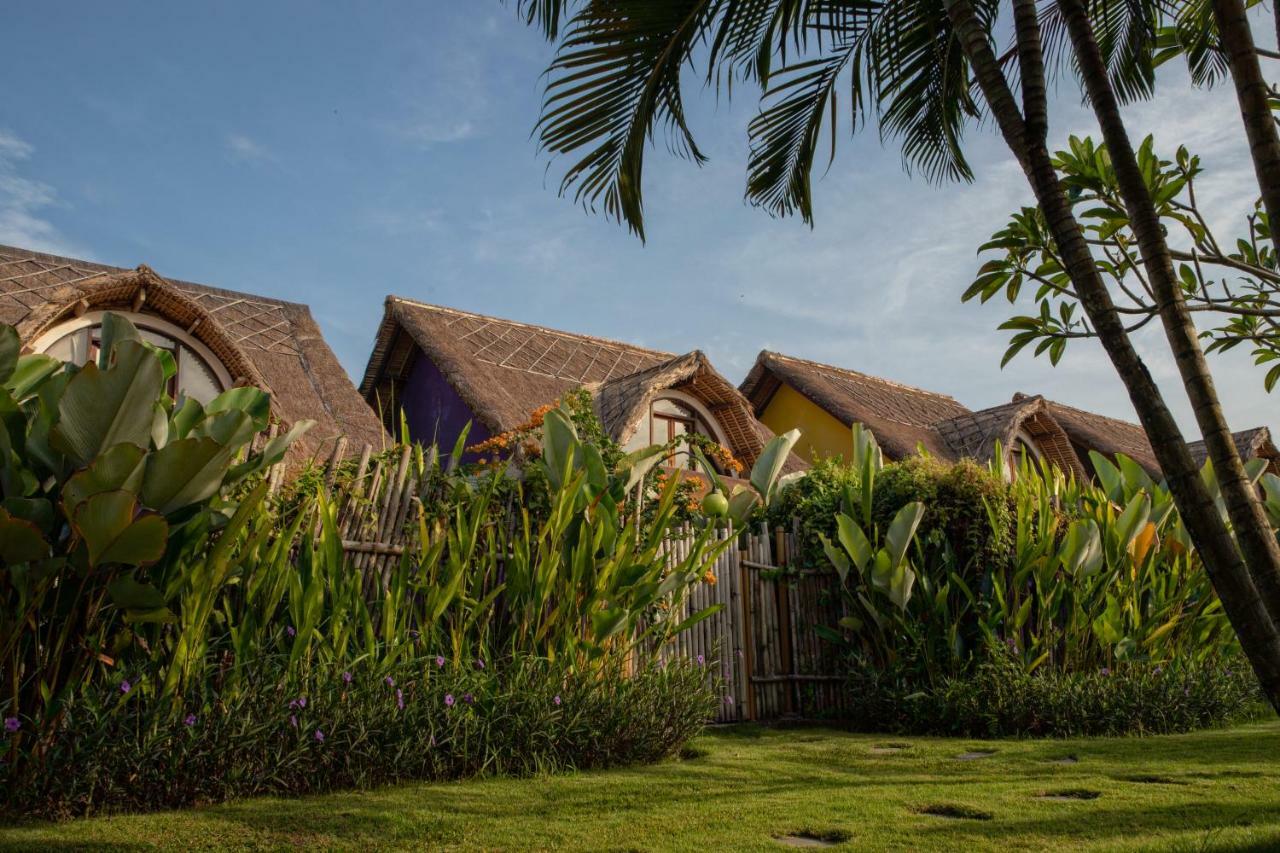 Hotel United Colors Of Bali Canggu Esterno foto