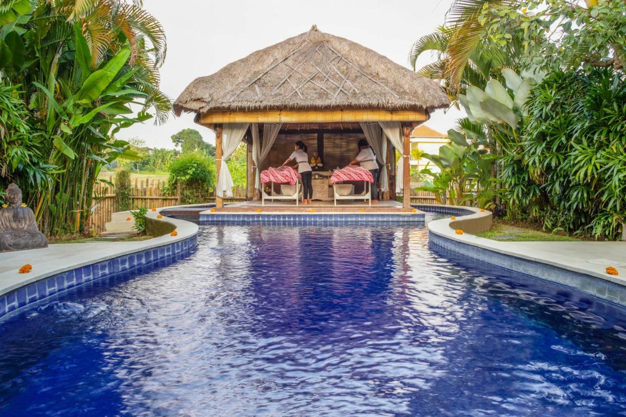 Hotel United Colors Of Bali Canggu Esterno foto