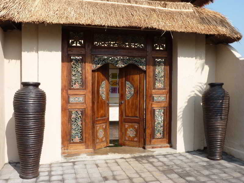 Hotel United Colors Of Bali Canggu Esterno foto